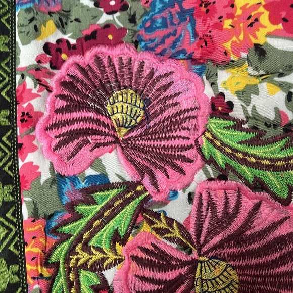 ‘Renata' Floral Embroidered Open Front Blazer - Picture 8 of 12